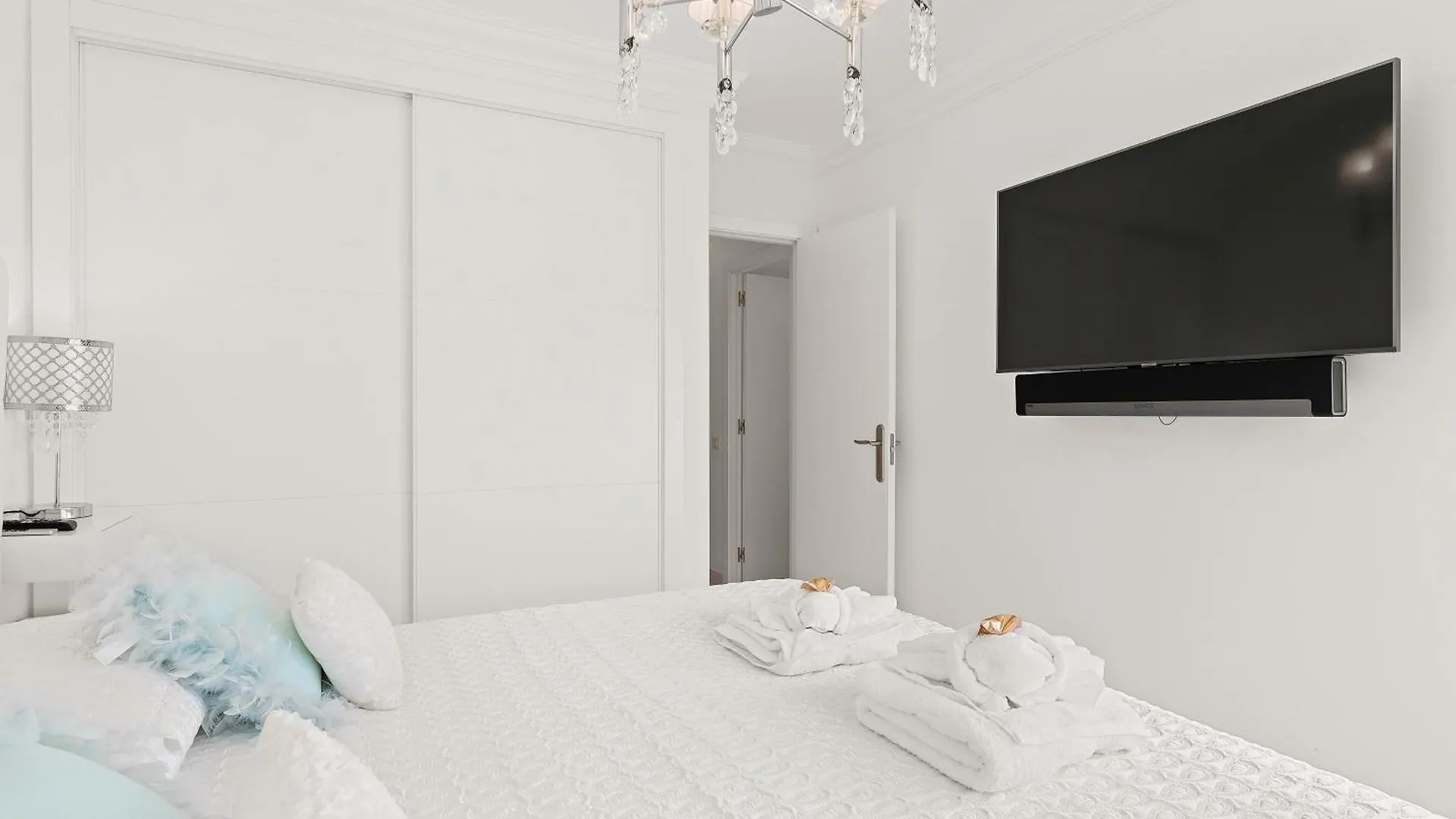 Cristismart Home Hi-End Services Media Streaming Los Cristianos  0*, Los Cristianos (Tenerife) Espagne
